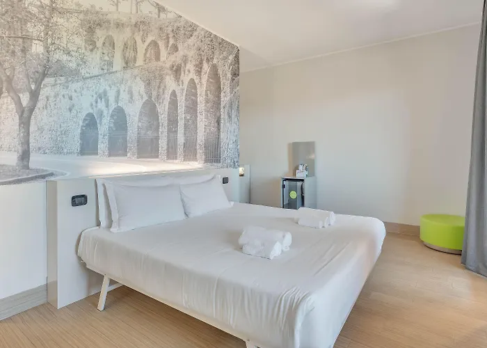 B&B Hotel Bergamo City photo